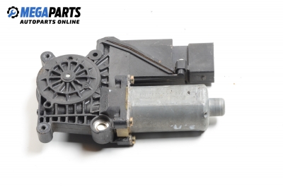 Motor macara geam for Mercedes-Benz E-Class 210 (W/S) 2.2 CDI, 125 hp, combi, 1999, position: dreaptă - spate № Bosch 0 130 821 698