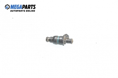 Gasoline fuel injector for BMW 3 (E36) 1.6, 100 hp, sedan, 1993