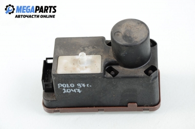 Vacuum pompă central for Volkswagen Polo (6N/6N2) 1.4, 60 hp, 1997