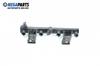 Fuel rail for Peugeot 307 1.6 16V, 109 hp, hatchback, 5 doors, 2002