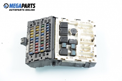 Fuse box for Renault Megane Scenic 1.9 dTi, 98 hp, 1997 Siemens