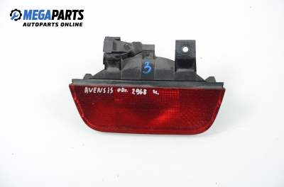 Central tail light for Toyota Avensis 2.0 TD, 90 hp, station wagon, 2000