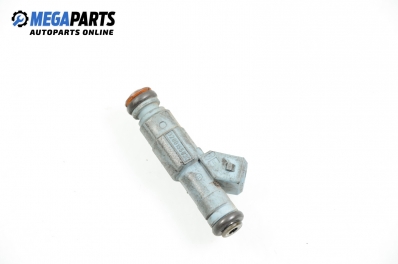 Gasoline fuel injector for Volvo S70/V70 2.3 T5, 250 hp, station wagon automatic, 2000 № Bosch 0 280 155 830 / 9186060