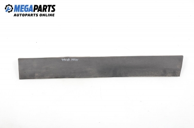 Material profilat exterior for Volkswagen Passat (B5; B5.5) 2.0, 115 hp, sedan automatic, 2002, position: dreaptă - spate