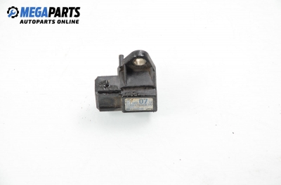 MAP sensor für Mercedes-Benz E-Class 210 (W/S) 2.9 TD, 129 hp, combi automatik, 1997 № 011 542 07 17