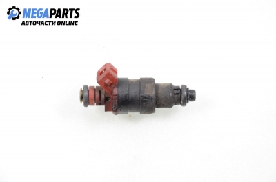 Gasoline fuel injector for Opel Vectra B 2.0 16V, 136 hp, hatchback, 1996