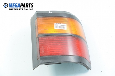 Tail light for Volkswagen Passat (B3) 1.8, 90 hp, station wagon, 1991, position: right