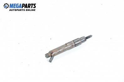 Diesel fuel injector for Volkswagen Passat (B5; B5.5) 1.9 TDI, 110 hp, sedan, 1997