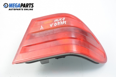 Tail light for Mercedes-Benz E-Class 210 (W/S) 2.9 TD, 129 hp, sedan automatic, 1997, position: right