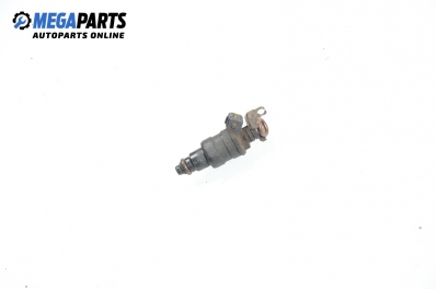 Gasoline fuel injector for Renault Clio II 1.6, 90 hp, hatchback, 5 doors, 1998