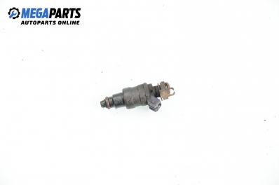 Gasoline fuel injector for Renault Clio II 1.6, 90 hp, hatchback, 5 doors, 1998