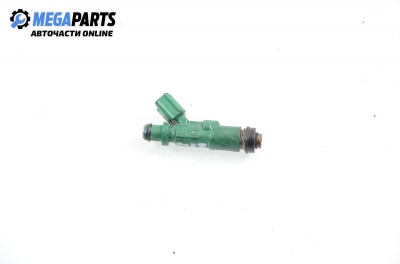 Gasoline fuel injector for Toyota Yaris Verso 1.3, 86 hp, 2000