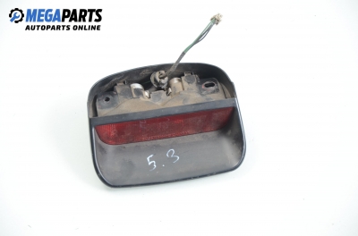 Al treilea stop pentru Mitsubishi Colt V 1.3 12V, 75 cp, 3 uși, 1997