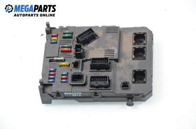 Fuse box for Peugeot Partner 2.0 HDi, 90 hp, passenger, 2003