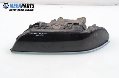 Far pentru sedanul BMW 520 E39 2.0 150 CP 1996 - a plecat cu gheare sparte