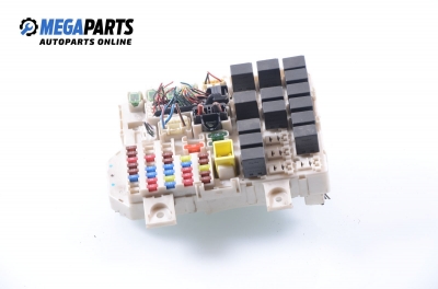 Fuse box for Mitsubishi Colt 1.3, 95 hp, hatchback, 5 doors, 2008