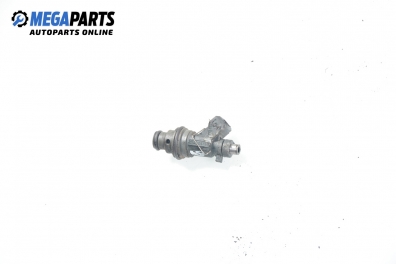 Duza benzină pentru Opel Corsa B 1.0 12V, 54 cp, 3 uși, 2000 № Bosch 0 280 155 764