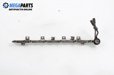 Fuel rail for BMW 5 (E39) 2.0, 150 hp, sedan, 1996