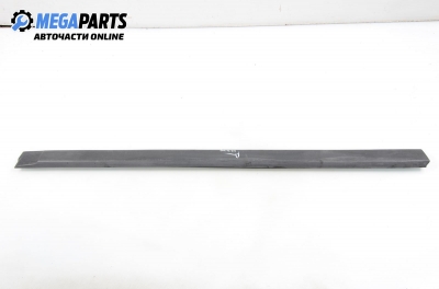 Material profilat exterior for Volkswagen Golf II 1.3, 55 hp, 1991, position: dreapta