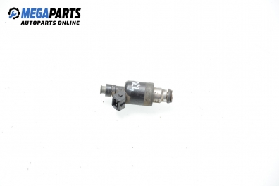 Gasoline fuel injector for Opel Corsa B 1.4 Si, 82 hp, 3 doors, 1993