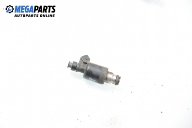 Gasoline fuel injector for Opel Corsa B 1.4 Si, 82 hp, 3 doors, 1993