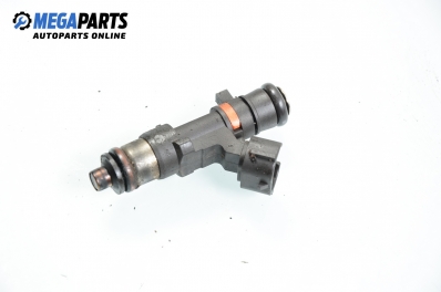 Gasoline fuel injector for Nissan Micra (K12) 1.0 16V, 65 hp, 3 doors, 2003