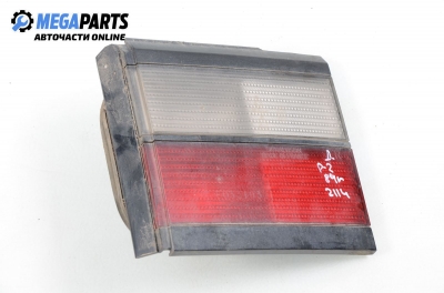 Inner tail light for Volkswagen Passat 1.8, 90 hp, station wagon, 1989, position: right