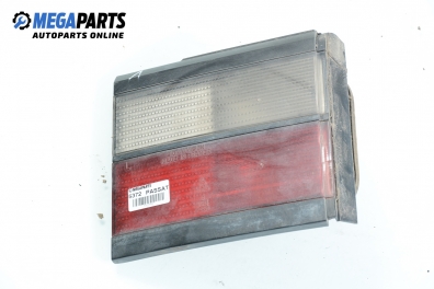 Inner tail light for Volkswagen Passat (B3) 1.8, 90 hp, station wagon, 1991, position: left