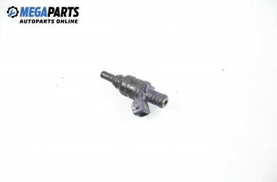 Gasoline fuel injector for BMW X5 (E53) 3.0, 231 hp automatic, 2001