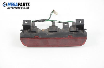 Central tail light for Mitsubishi Pajero 3.2 Di-D, 160 hp, 5 doors, 2002