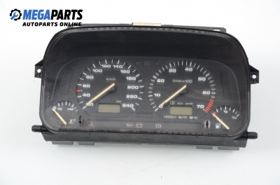 Bloc instrumente de bord pentru Volkswagen Golf III 2.0, 115 cp, 3 uși, 1993