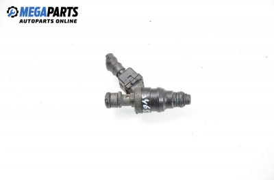 Gasoline fuel injector for Mercedes-Benz C-Class 202 (W/S) 2.2, 150 hp, sedan, 1993