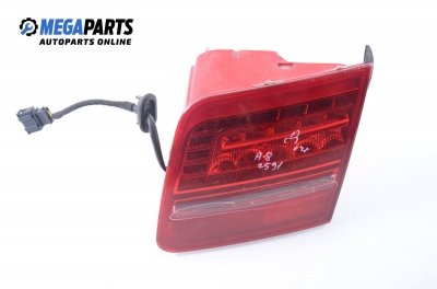 Inner tail light for Audi A8 (D3) 4.2 Quattro, 335 hp automatic, 2002, position: right