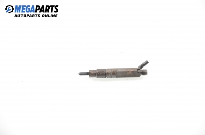 Diesel fuel injector for Volkswagen Passat (B5; B5.5) 1.9 TDI, 110 hp, station wagon, 1999 № 028130201T