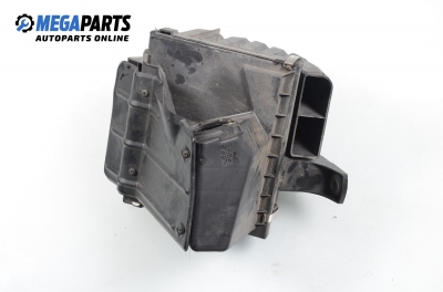 Air cleaner filter box for Volkswagen Passat 1.9 TDI, 110 hp, sedan, 1997