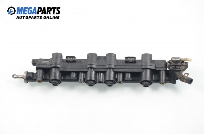 Fuel rail for Volkswagen Golf III 2.0, 115 hp, 3 doors, 1994