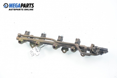 Fuel rail with injectors for Nissan Micra (K11) 1.0 16V, 54 hp, 3 doors, 1997