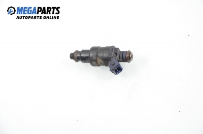 Gasoline fuel injector for Renault Megane Scenic 1.6, 107 hp, 1997