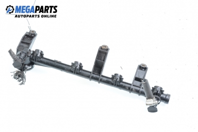 Fuel rail for Renault Megane Scenic 1.6, 90 hp, 1998