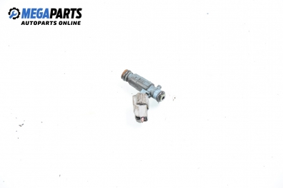 Gasoline fuel injector for Hyundai Santa Fe 2.4 16V 4x4, 146 hp, 2001