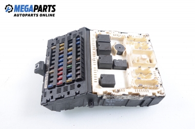 Fuse box for Renault Megane 1.4, 75 hp, sedan, 1998