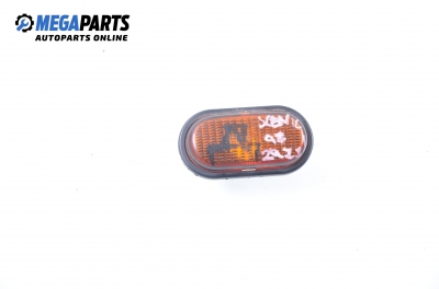 Blinker for Renault Megane Scenic 1.9 dTi, 98 hp, 1998, position: right