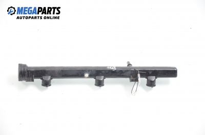 Fuel rail for Citroen C5 3.0, 207 hp, hatchback, 2002