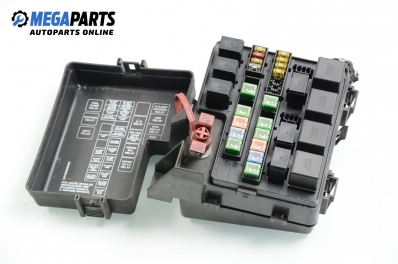 Fuse box for Chrysler Sebring 2.0, 141 hp, sedan automatic, 2002