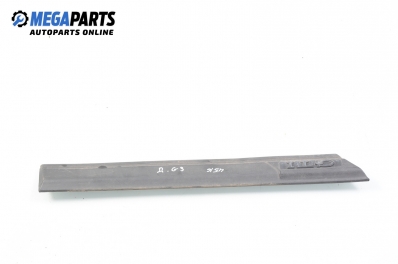 Material profilat exterior for Volkswagen Golf III 2.0 16V GTI, 150 hp, 1994, position: dreapta