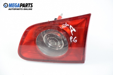 Inner tail light for Volkswagen Passat (B6) 2.0 TDI, 140 hp, station wagon, 2006, position: right