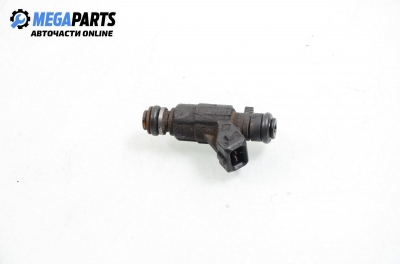 Gasoline fuel injector for Seat Ibiza (6K) 1.0, 50 hp, 1997