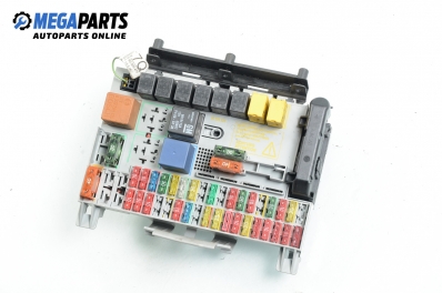 Fuse box for Opel Vectra B 2.0 16V, 136 hp, station wagon, 1998 № GM 90 504 534