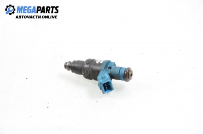 Gasoline fuel injector for Volkswagen Passat (B5; B5.5) 1.6, 101 hp, sedan, 1997