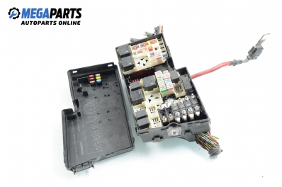 Fuse box for Volvo V50 2.5 T5 AWD, 220 hp automatic, 2004